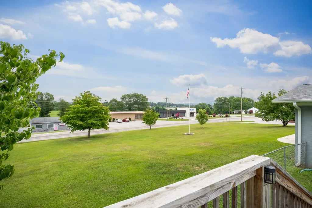 513 N Spring Street Sparta TN 38583