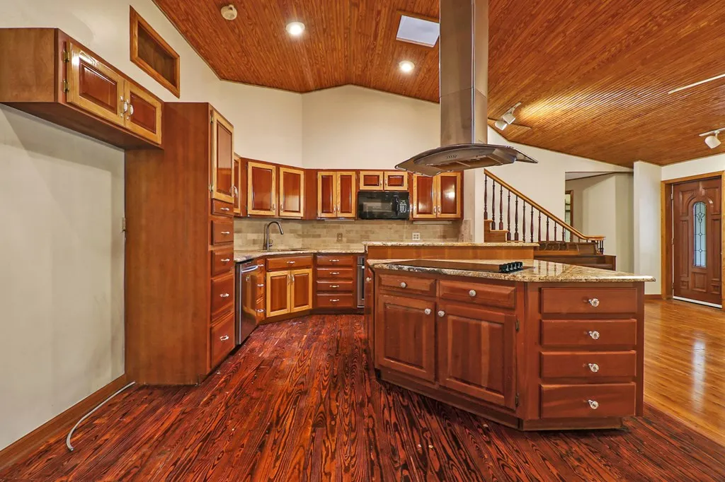 395 Ashley Lane Oneida TN 38556