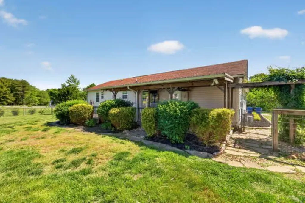 228 Arlington Cookeville TN 38506