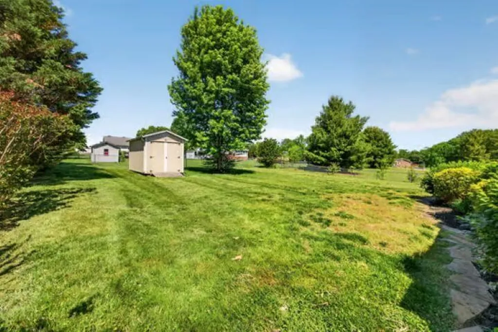 228 Arlington Cookeville TN 38506