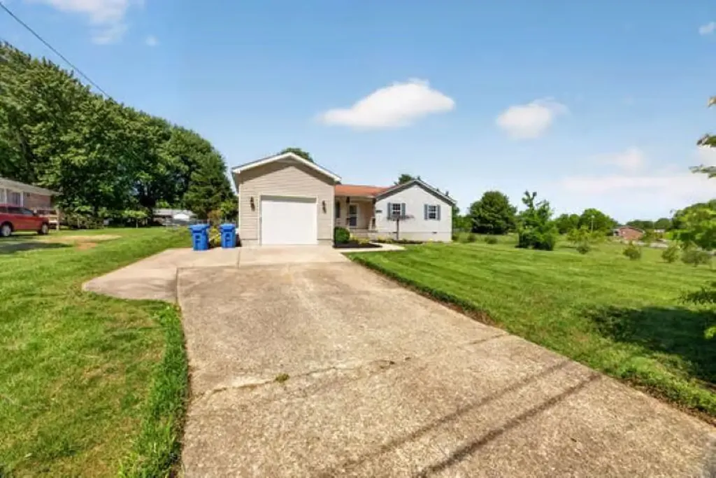 228 Arlington Cookeville TN 38506