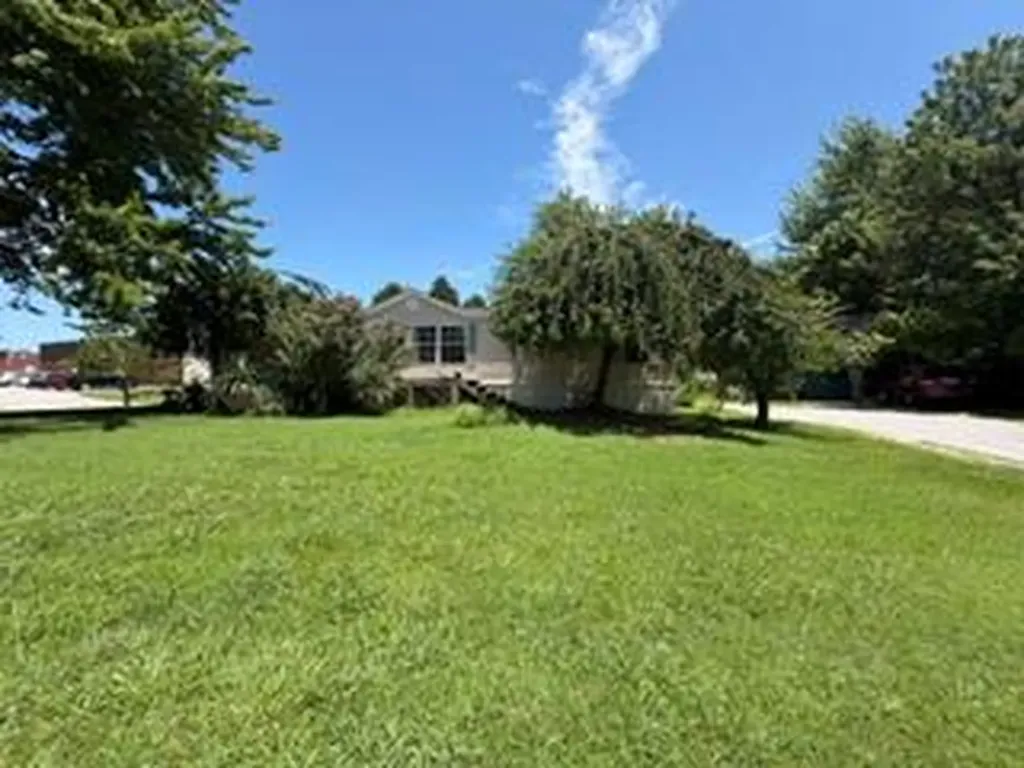 135 Cedar Lane Allons TN 38541