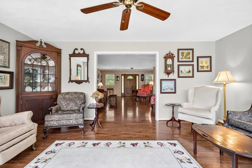 630 Smith Ellis Road Hilham TN 38568