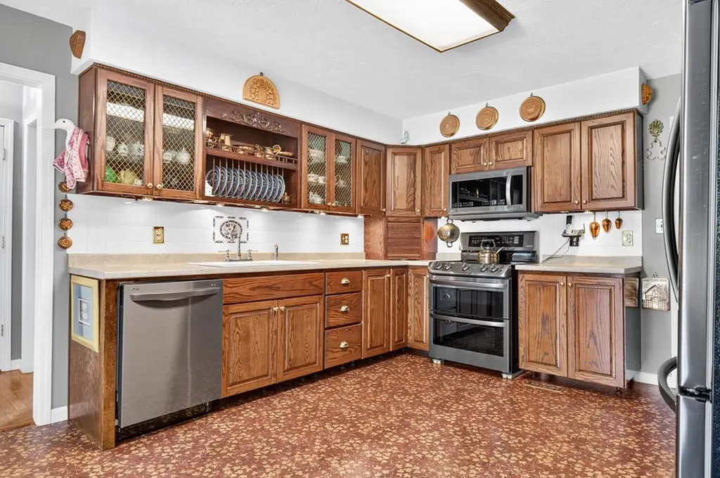 630 Smith Ellis Road Hilham TN 38568