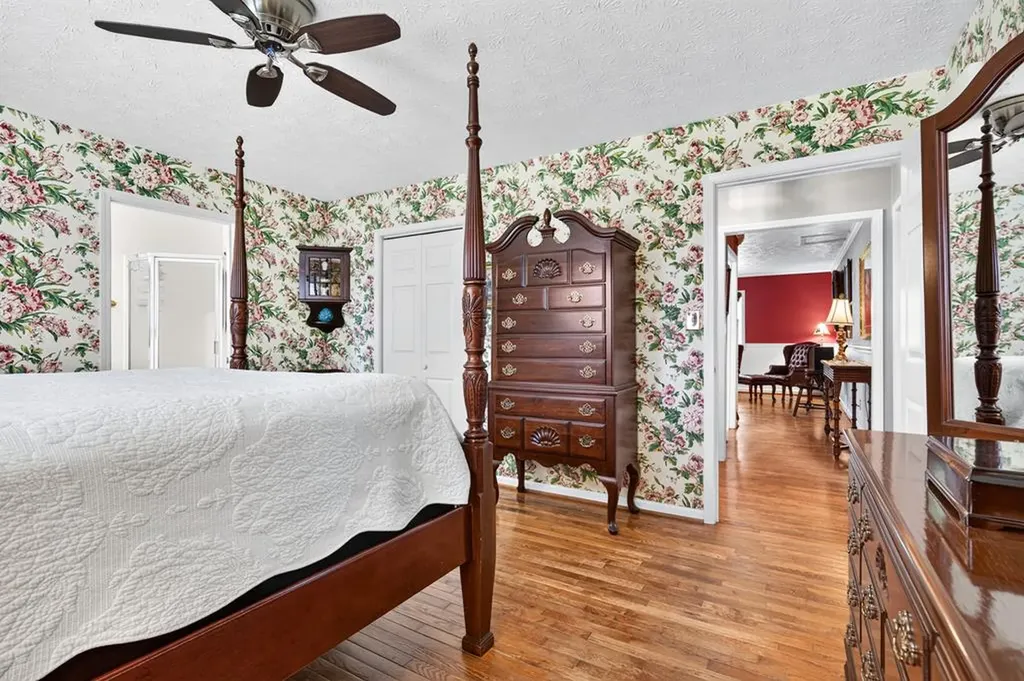 630 Smith Ellis Road Hilham TN 38568