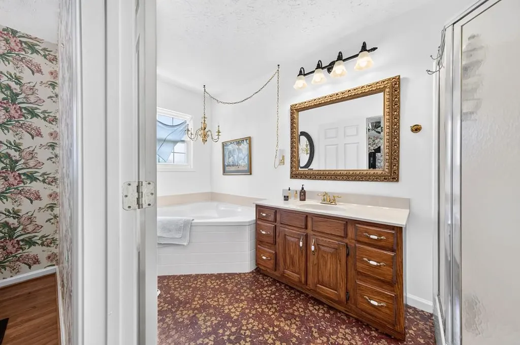 630 Smith Ellis Road Hilham TN 38568