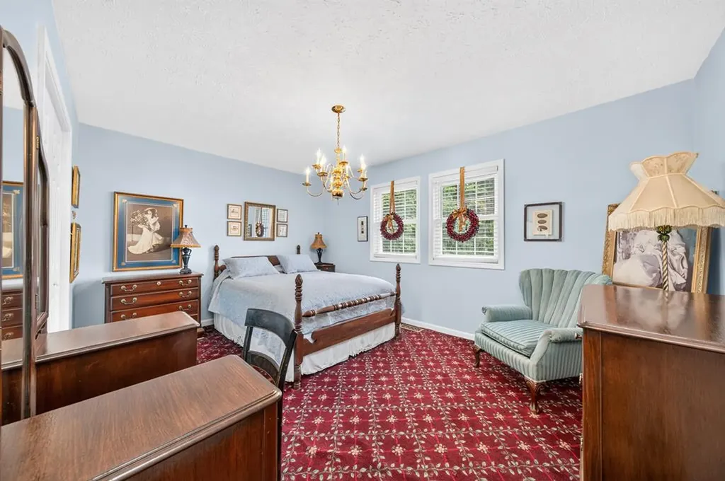 630 Smith Ellis Road Hilham TN 38568