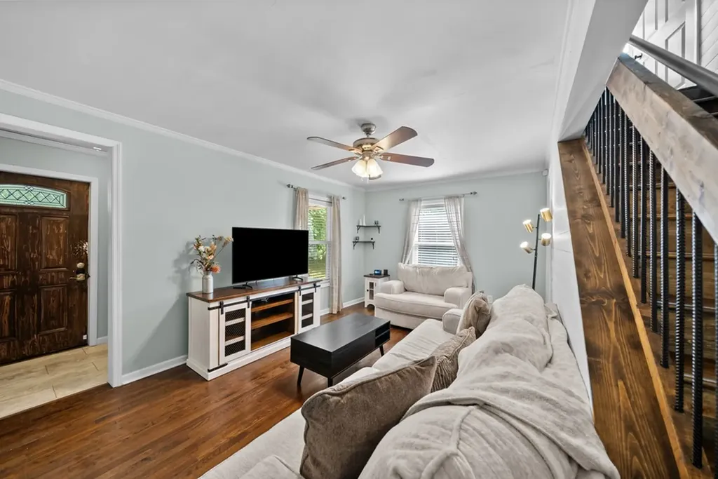 3518 Delrose Knoxville TN 37914