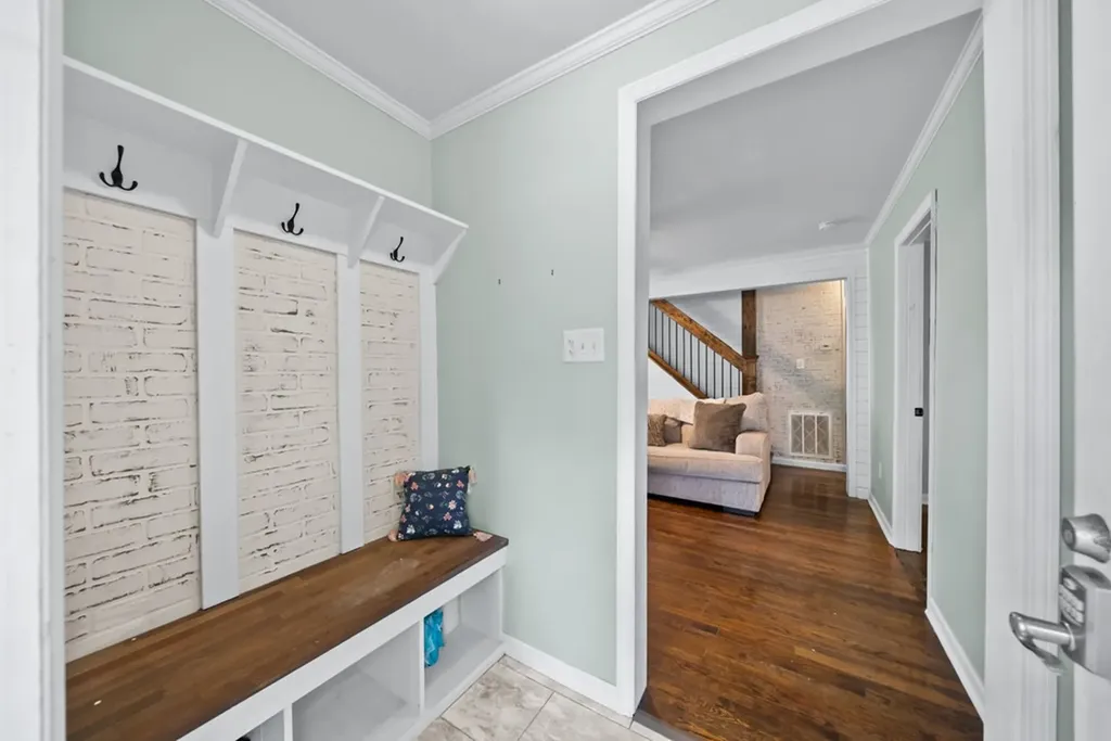 3518 Delrose Knoxville TN 37914