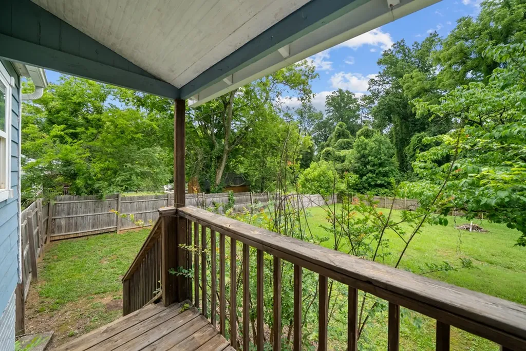 3518 Delrose Knoxville TN 37914