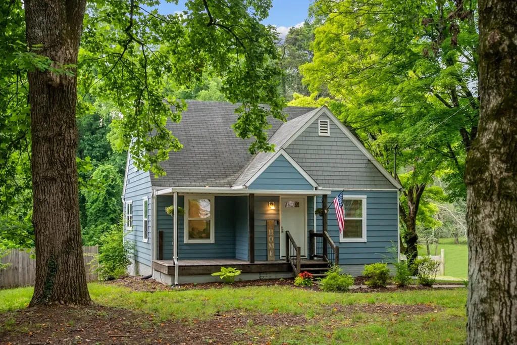 3518 Delrose Knoxville TN 37914