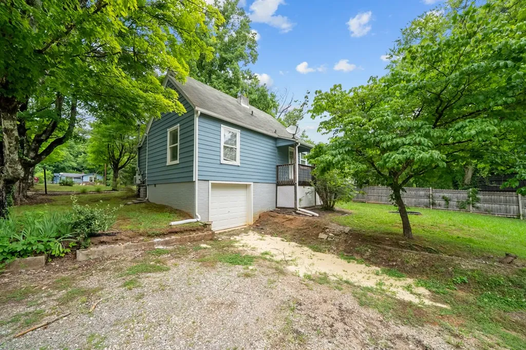 3518 Delrose Knoxville TN 37914