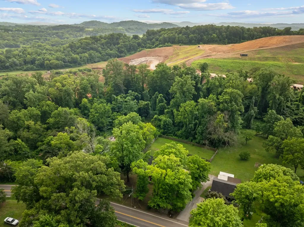 3518 Delrose Knoxville TN 37914