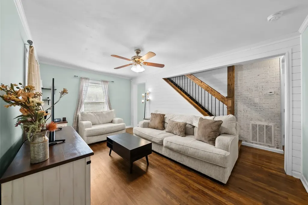 3518 Delrose Knoxville TN 37914
