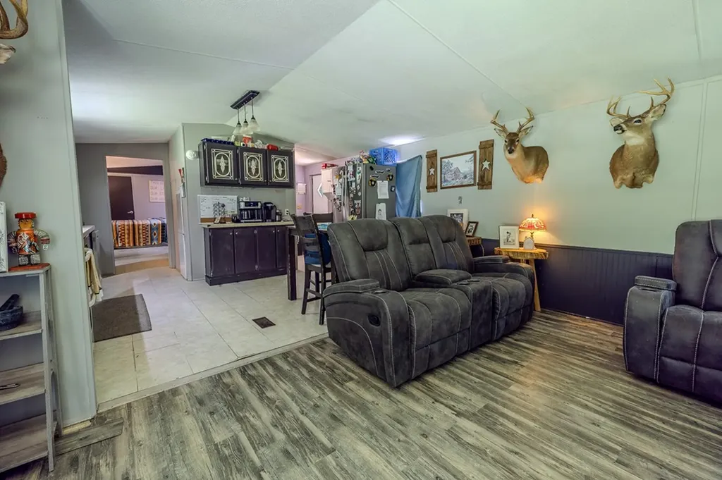 170 Coys Cove Lane Gainesboro TN 38562