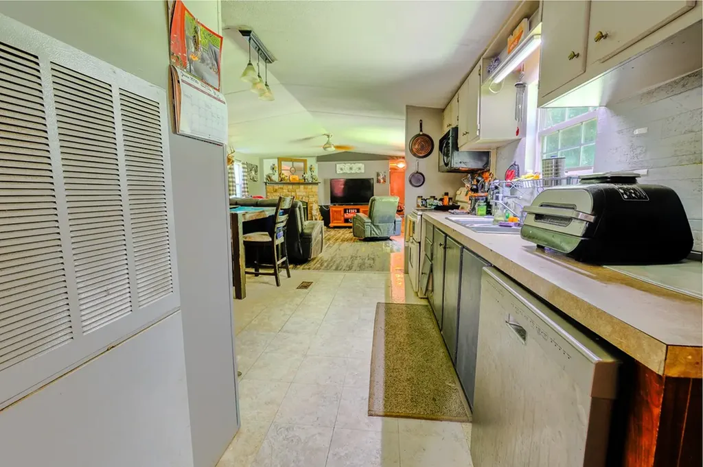 170 Coys Cove Lane Gainesboro TN 38562