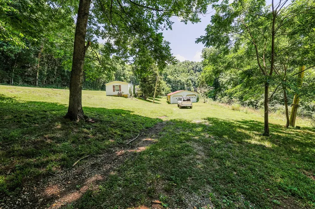 170 Coys Cove Lane Gainesboro TN 38562