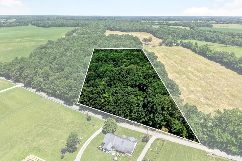 389 Lowery Road Smithville TN 37166