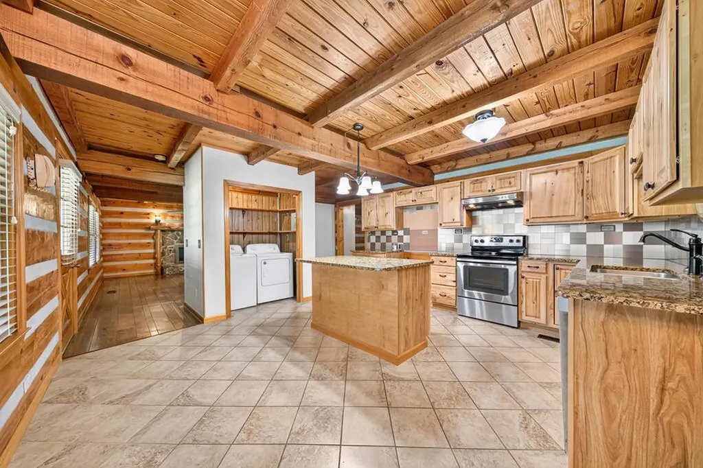 106 W Crawford Avenue Monterey TN 38574