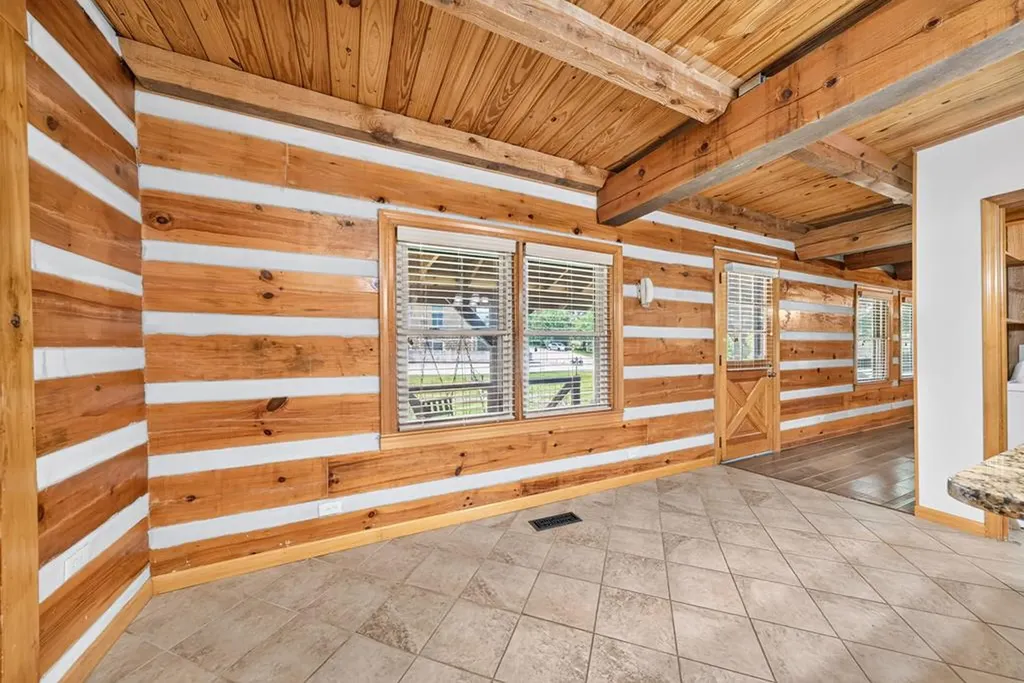 106 W Crawford Avenue Monterey TN 38574