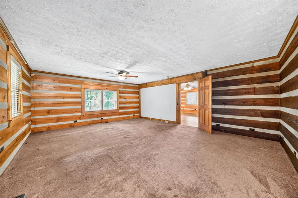 106 W Crawford Avenue Monterey TN 38574