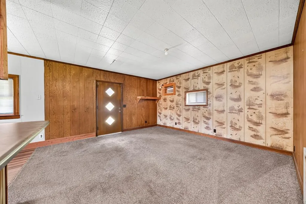 106 W Crawford Avenue Monterey TN 38574