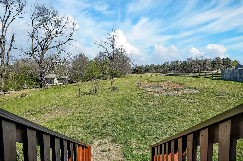 185 Pistole Road Sparta TN 38583