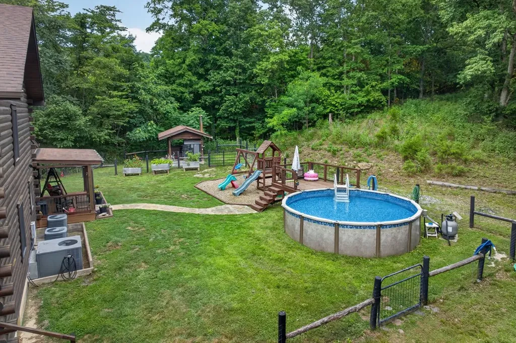 20 Magee Lane Elmwood TN 38560