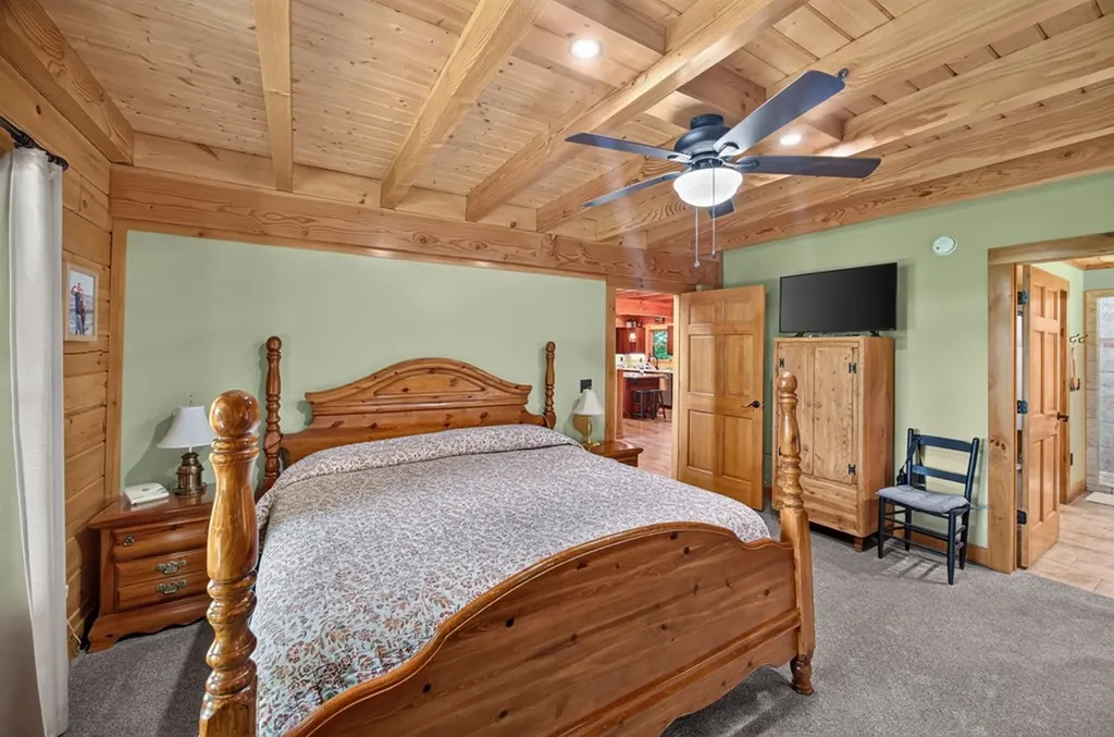 20 Magee Lane Elmwood TN 38560