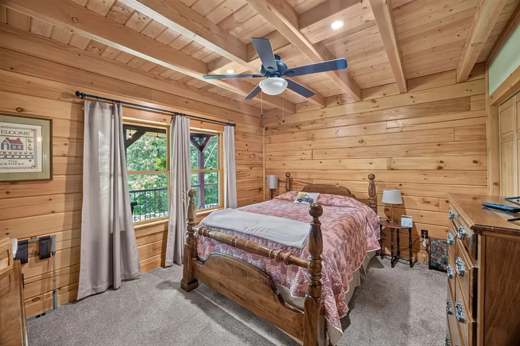 20 Magee Lane Elmwood TN 38560
