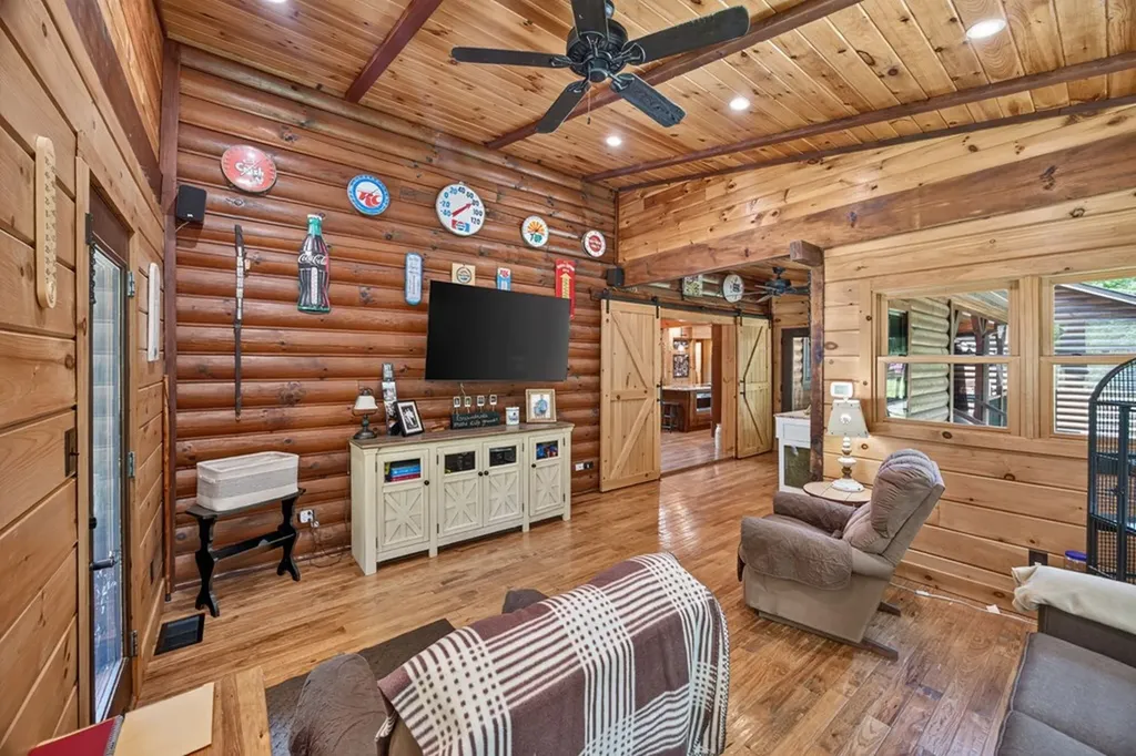 20 Magee Lane Elmwood TN 38560