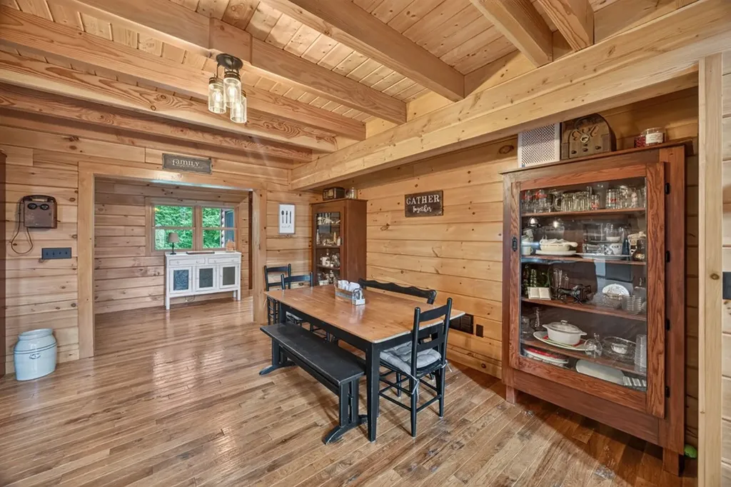 20 Magee Lane Elmwood TN 38560