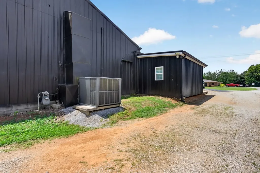 140 Churchill Drive Sparta TN 38583