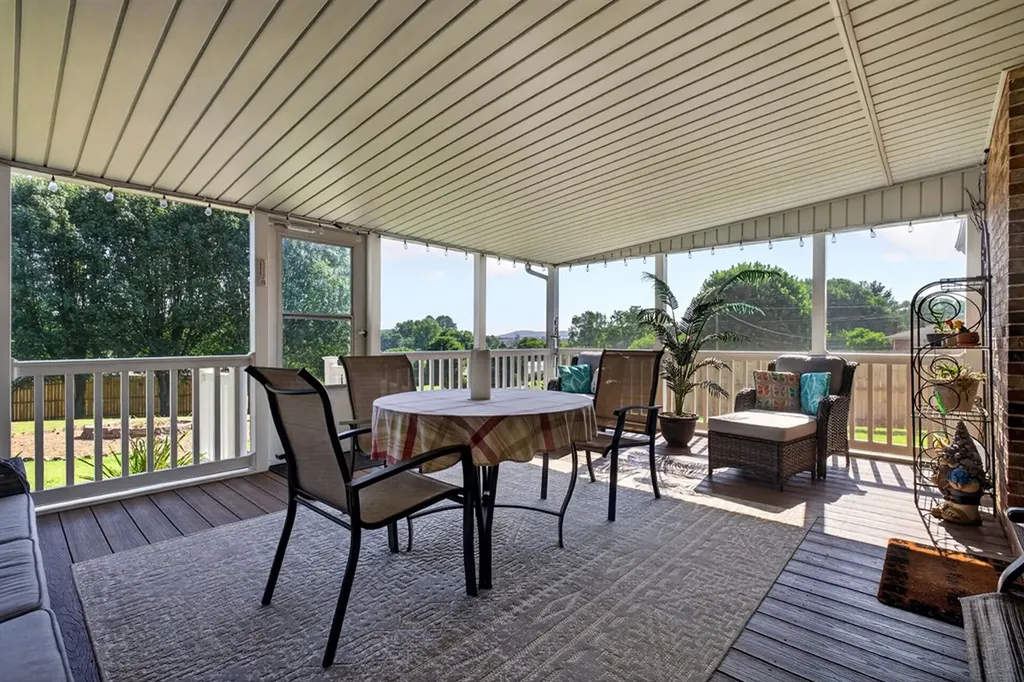 496 Sunset Drive Sparta TN 38583
