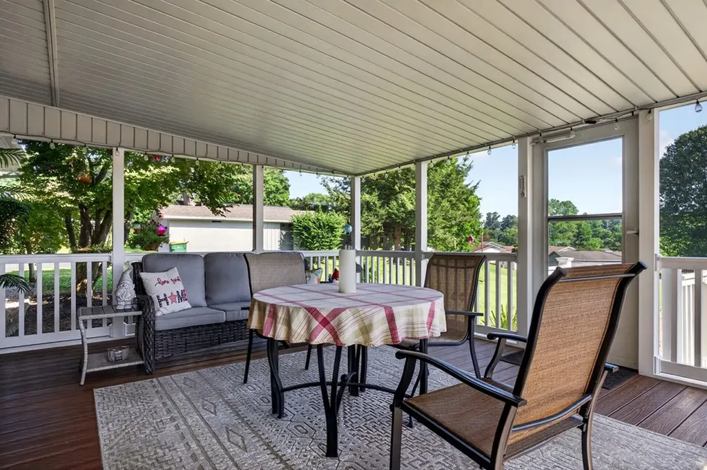 496 Sunset Drive Sparta TN 38583