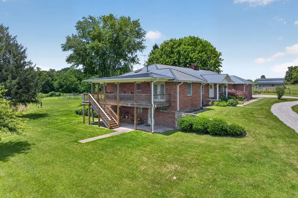 4160 Standing Rock Road Jamestown TN 38556