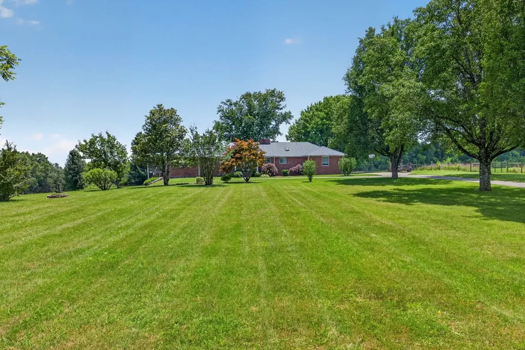 4160 Standing Rock Road Jamestown TN 38556
