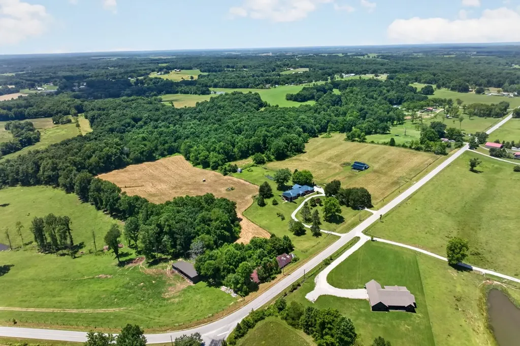 4160 Standing Rock Road Jamestown TN 38556