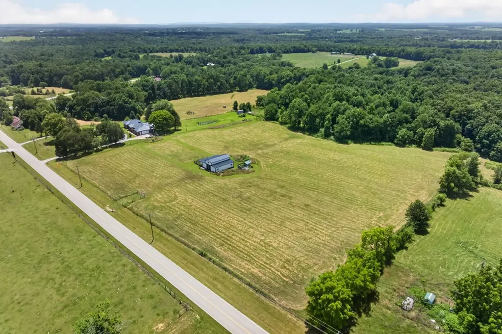 4160 Standing Rock Road Jamestown TN 38556