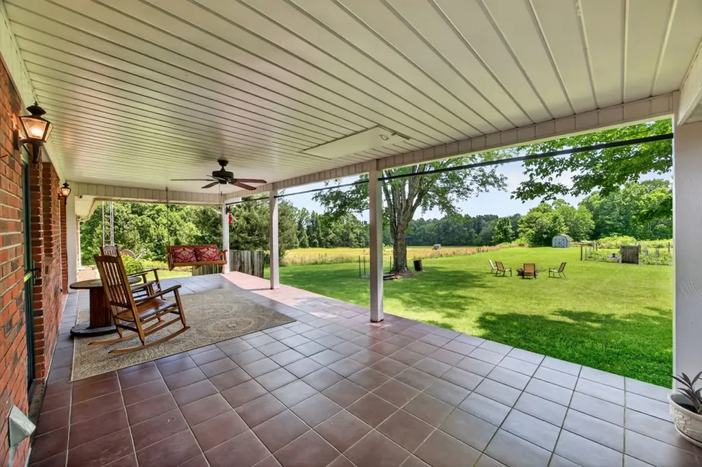 4160 Standing Rock Road Jamestown TN 38556
