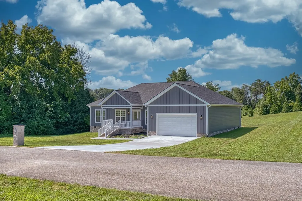170 Deer View Drive Sparta TN 38583
