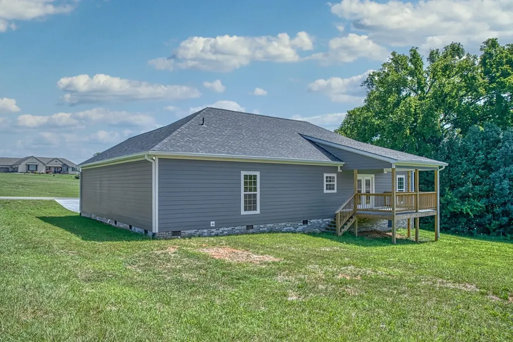 170 Deer View Drive Sparta TN 38583
