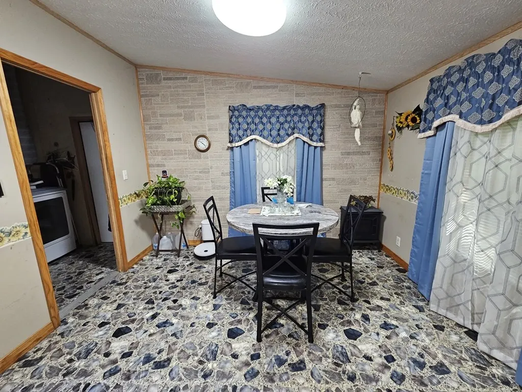 1142 Trace Creek Road Whitleyville TN 38588-7109