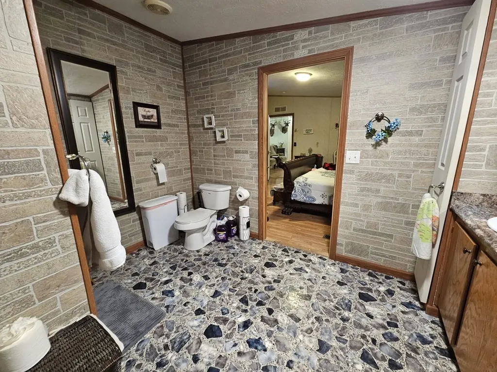 1142 Trace Creek Road Whitleyville TN 38588-7109