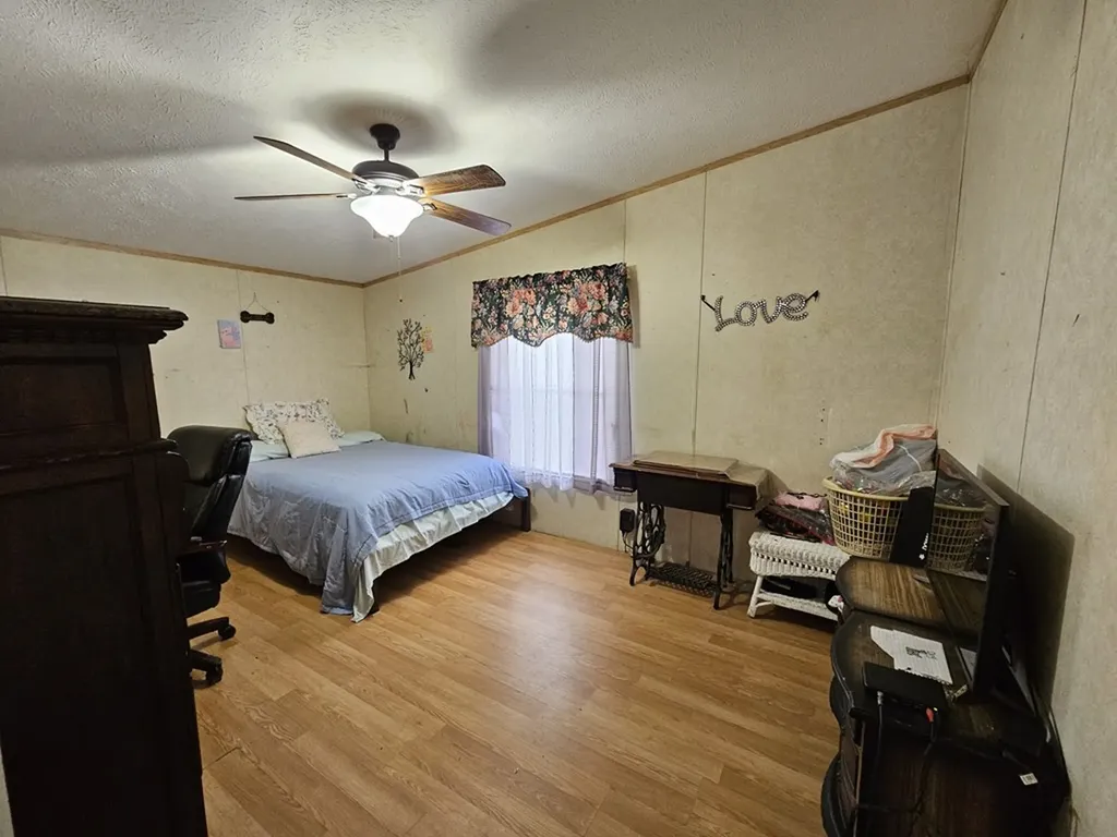 1142 Trace Creek Road Whitleyville TN 38588-7109