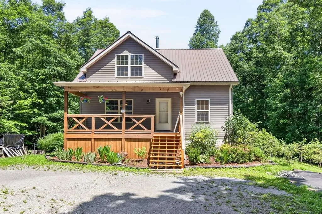 1007 Parkstown Extension Crossville TN 38589