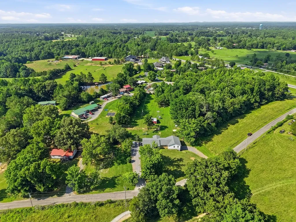 5759 Green Road Bloomington Springs TN 38545