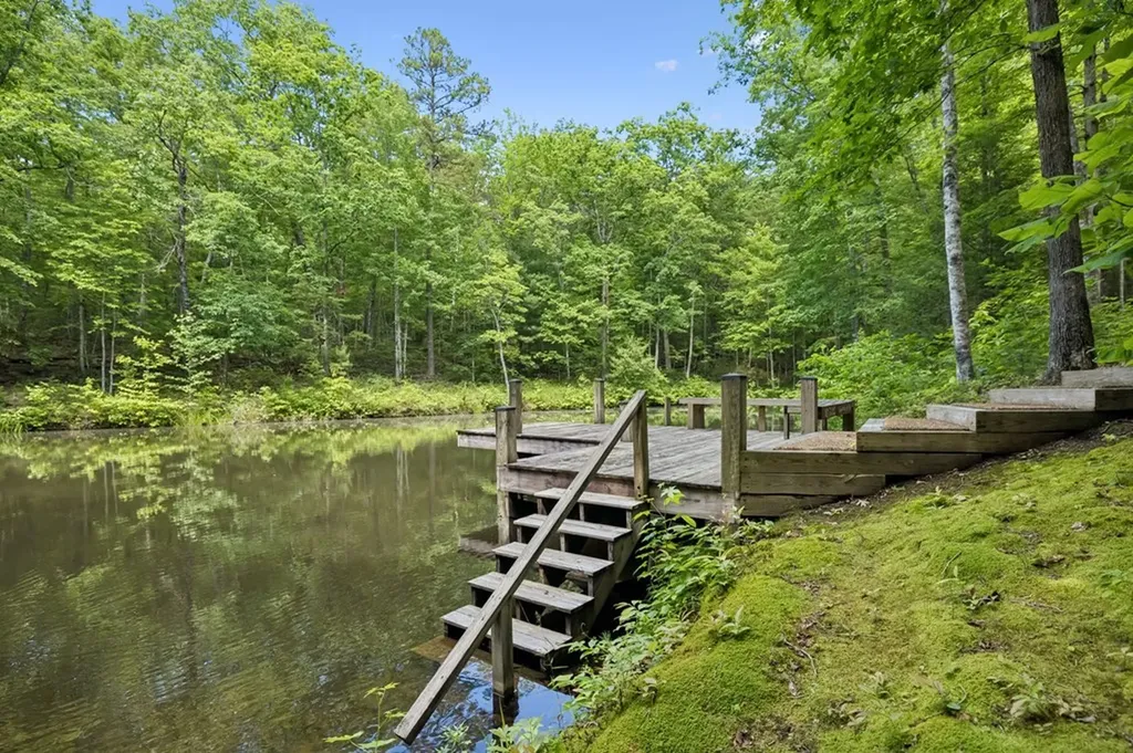 340 Doe Ridge Road Oneida TN 37841