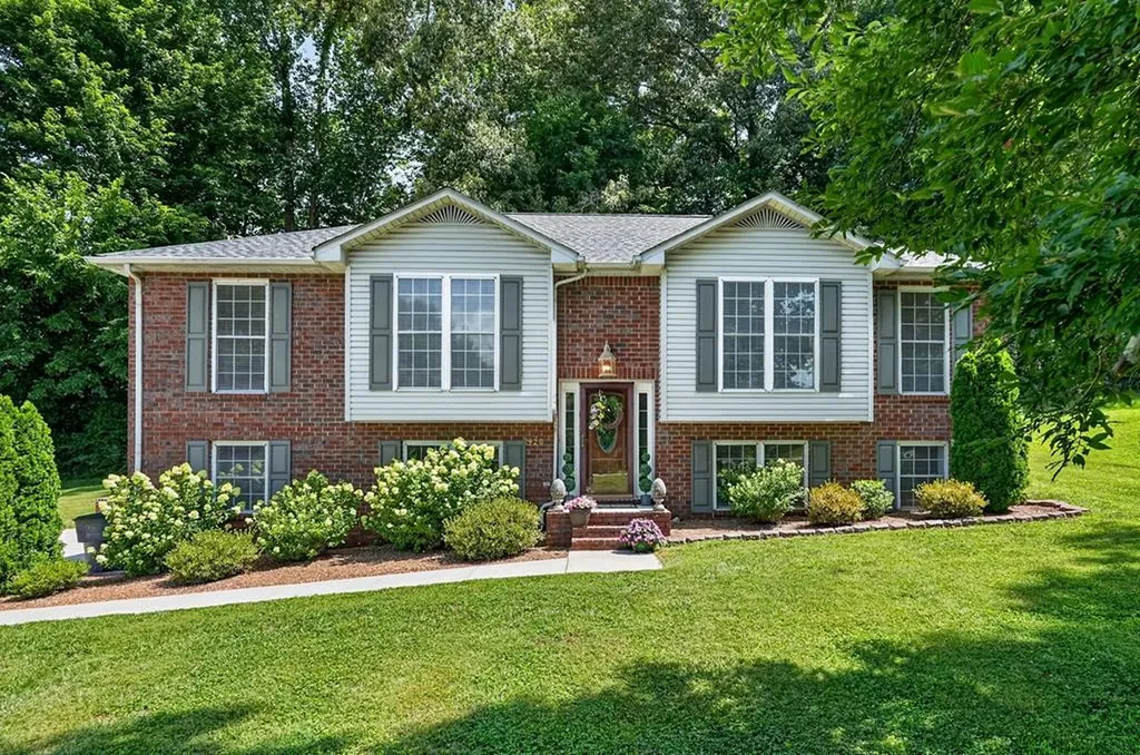 1920 Bay View Drive Cookeville TN 38506