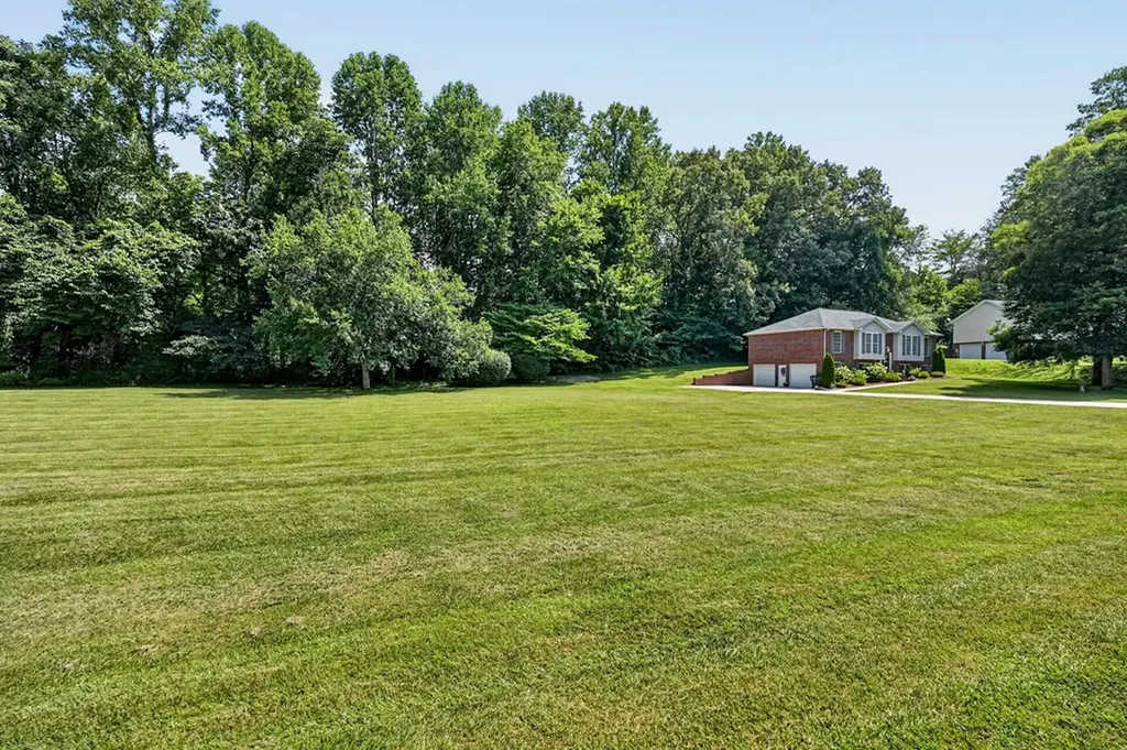 1920 Bay View Drive Cookeville TN 38506